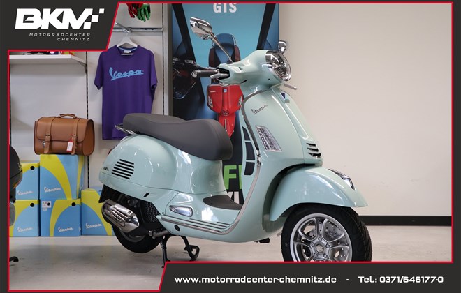Vespa GTS 125