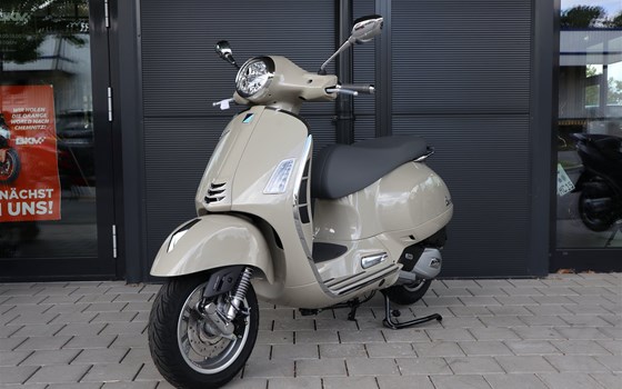 Neufahrzeug Vespa GTS 125 - Bild 3