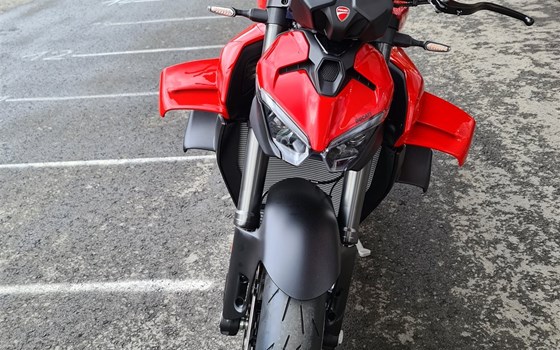 Neufahrzeug Ducati Streetfighter V4 - Bild 5 Neufahrzeug Ducati Streetfighter V4 - Bild 5