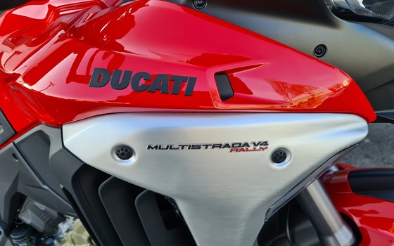 Neufahrzeug Ducati Multistrada V4 Rally - Bild 8 Neufahrzeug Ducati Multistrada V4 Rally - Bild 8