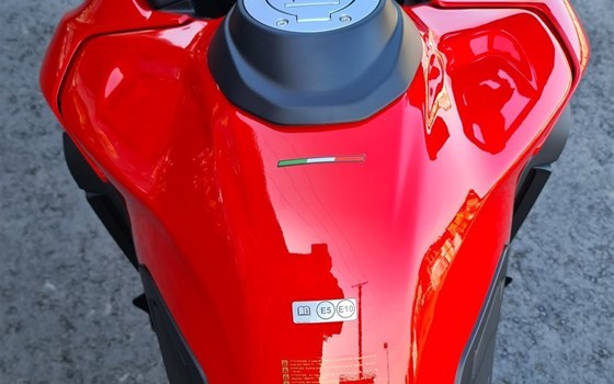 Neufahrzeug Ducati Multistrada V4 Rally - Bild 9 Neufahrzeug Ducati Multistrada V4 Rally - Bild 9