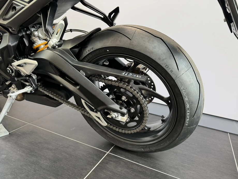 Angebot Triumph Street Triple 765 R A2 Bild 6: Angebot Triumph Street Triple 765 R A2