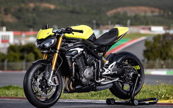 Neufahrzeug Triumph Speed Triple 1200 RX - Bild 8 Neufahrzeug Triumph Speed Triple 1200 RX - Bild 8