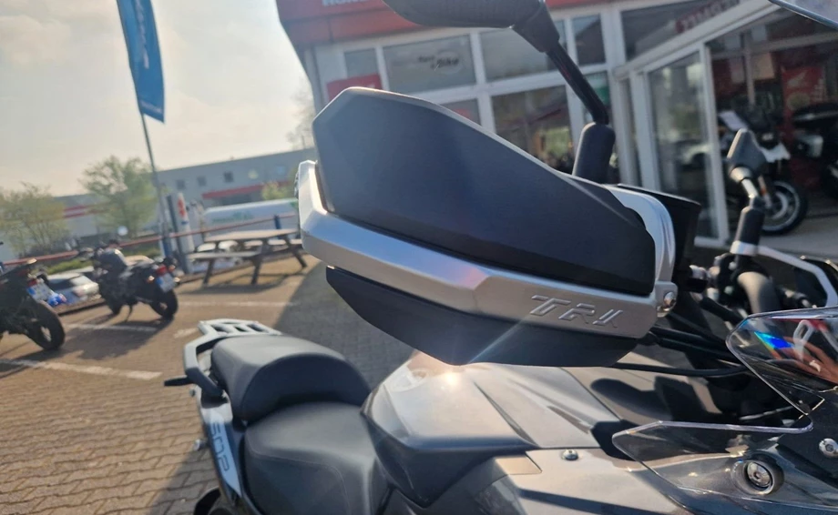 Offer Benelli TRK 502 Bild 14: Offer Benelli TRK 502