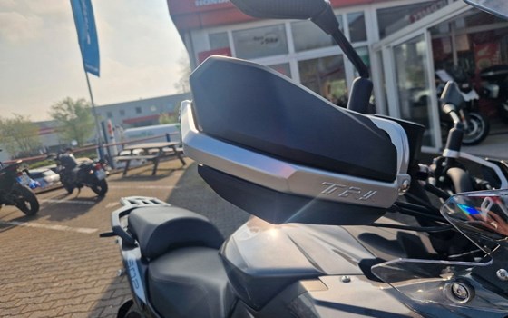 Gebrauchtmotorrad Benelli TRK 502 - Bild 14