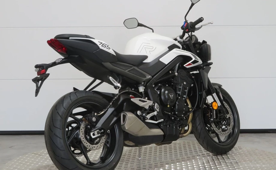 Angebot Triumph Street Triple R Bild 9: Angebot Triumph Street Triple R