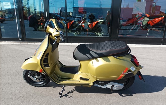 Vespa GTS 125 Super Sport