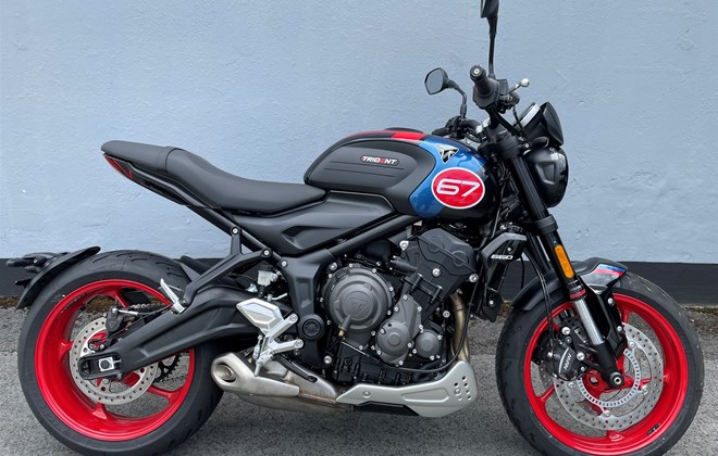 Triumph Trident 660 Triple Tribute