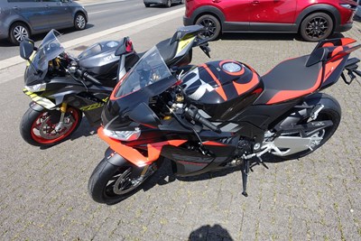 RSV4 1100
