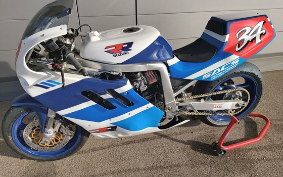 Gebrauchtmotorrad Suzuki GSX-R 1100 - Bild 7 Gebrauchtmotorrad Suzuki GSX-R 1100 - Bild 7