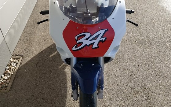Gebrauchtmotorrad Suzuki GSX-R 1100 - Bild 9 Gebrauchtmotorrad Suzuki GSX-R 1100 - Bild 9