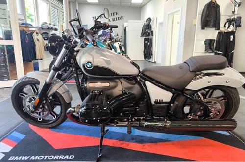 BMW R 18