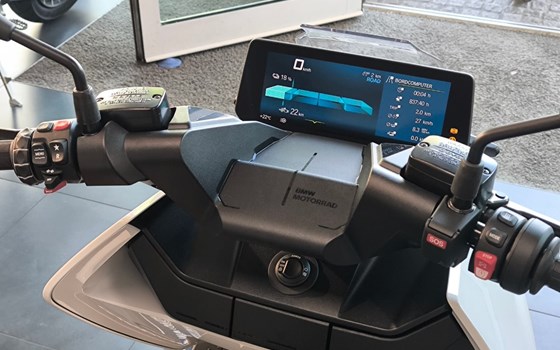 Neufahrzeug BMW CE 04 - Bild 7