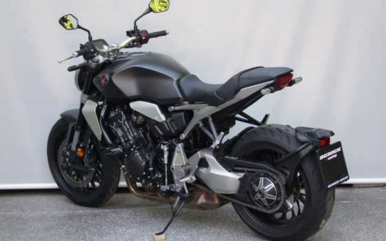 Gebrauchtmotorrad Honda CB 1000 R - Bild 5 Gebrauchtmotorrad Honda CB 1000 R - Bild 5