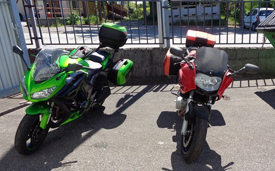 Gebrauchtmotorrad Kawasaki Z1000SX - Bild 1 Gebrauchtmotorrad Kawasaki Z1000SX - Bild 1