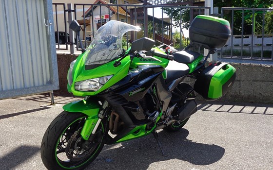 Gebrauchtmotorrad Kawasaki Z1000SX - Bild 2 Gebrauchtmotorrad Kawasaki Z1000SX - Bild 2