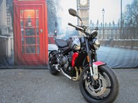 Gebrauchtmotorrad Triumph Trident 660