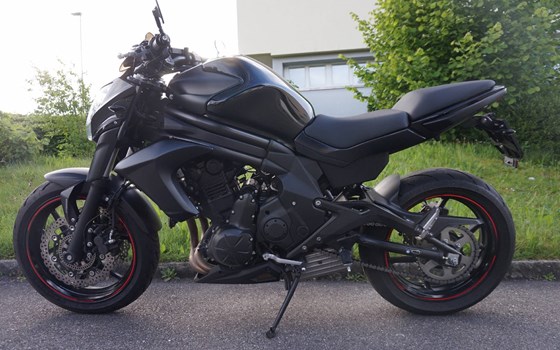 Motorrad Occasion Kawasaki ER-6n - Bild 8