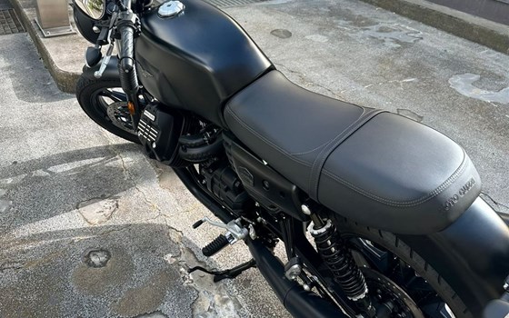 Gebrauchtmotorrad Moto Guzzi V7 750 Stone - Bild 4 Gebrauchtmotorrad Moto Guzzi V7 750 Stone - Bild 4