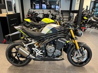 Neumotorrad Triumph Speed Triple 1200 RS