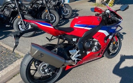 Gebrauchtmotorrad Honda CBR1000RR-R Fireblade - Bild 2