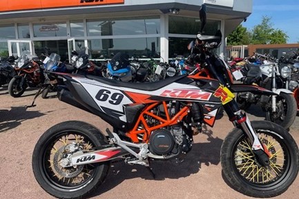 KTM 690 SMC R
