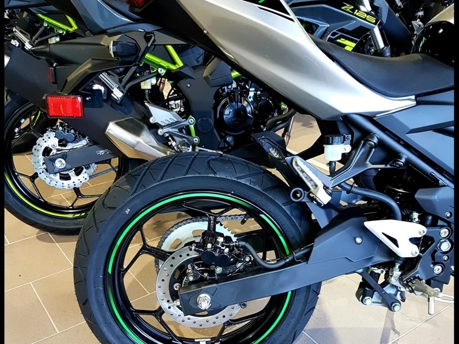 Angebot Kawasaki Z e-1 Bild 6: Angebot Kawasaki Z e-1