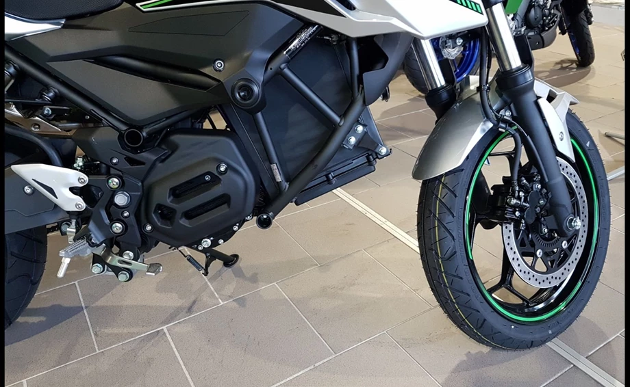 Angebot Kawasaki Z e-1 Bild 8: Angebot Kawasaki Z e-1