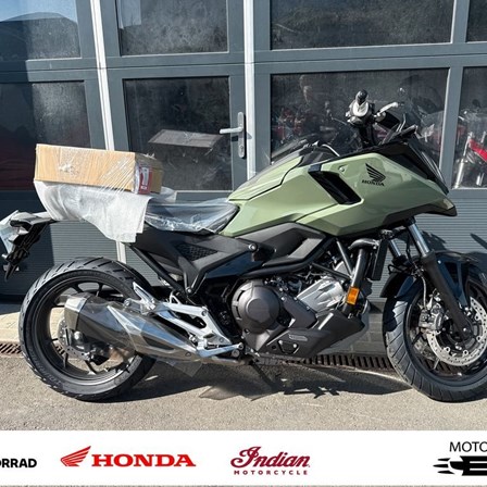 Honda NC750X DCT