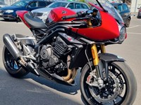 Gebrauchtmotorrad Triumph Speed Triple R