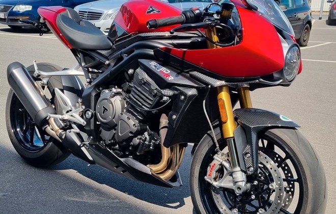Triumph Speed Triple R