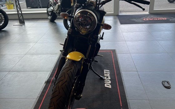 Gebrauchtmotorrad Ducati Scrambler 10° Anniversario Rizoma Edition - Bild 10