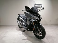 Honda Forza 750