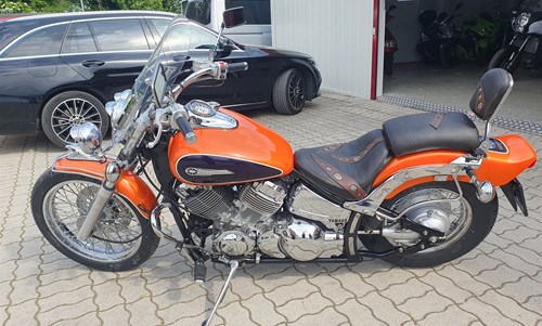 Yamaha XVS 650 Drag Star
