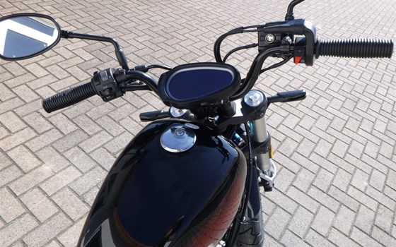 Neufahrzeug Hyosung GV 125i S Aquila EVO ABS - Bild 9