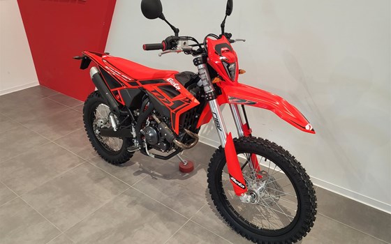 Neufahrzeug Beta RR 125 4T LC Enduro - Bild 14
