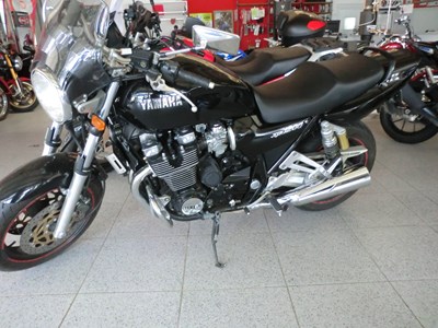 XJR 1200