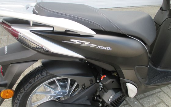 Neufahrzeug Honda SH125 - Bild 7