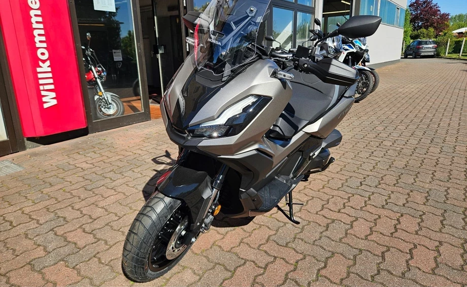 Offer Honda ADV350 Bild 2: Offer Honda ADV350