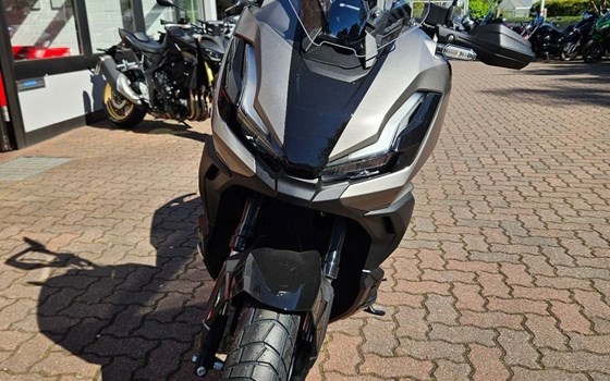 Gebrauchtmotorrad Honda ADV350 - Bild 6