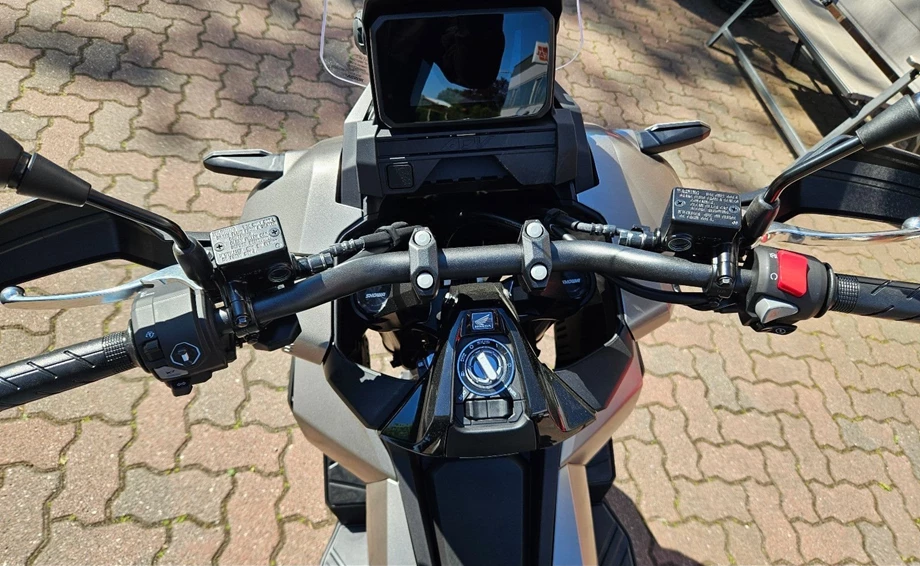 Offer Honda ADV350 Bild 7: Offer Honda ADV350