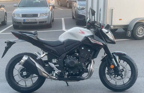 Neumotorrad Honda CB500 Hornet