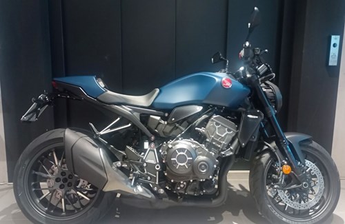 Neumotorrad Honda CB1000R Black Edition