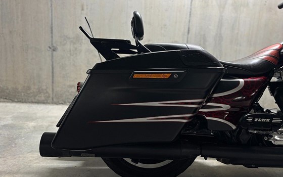 Gebrauchtmotorrad Harley-Davidson Touring Street Glide Special FLHXS - Bild 2 Gebrauchtmotorrad Harley-Davidson Touring Street Glide Special FLHXS - Bild 2