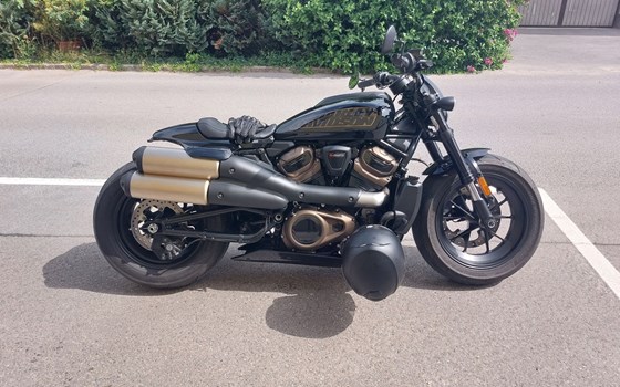 Gebrauchtmotorrad Harley-Davidson Sportster S RH1250S - Bild 10 Gebrauchtmotorrad Harley-Davidson Sportster S RH1250S - Bild 10