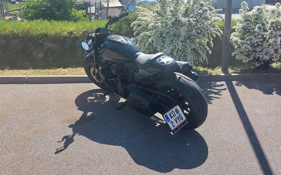 Gebrauchtmotorrad Harley-Davidson Sportster S RH1250S - Bild 16 Gebrauchtmotorrad Harley-Davidson Sportster S RH1250S - Bild 16