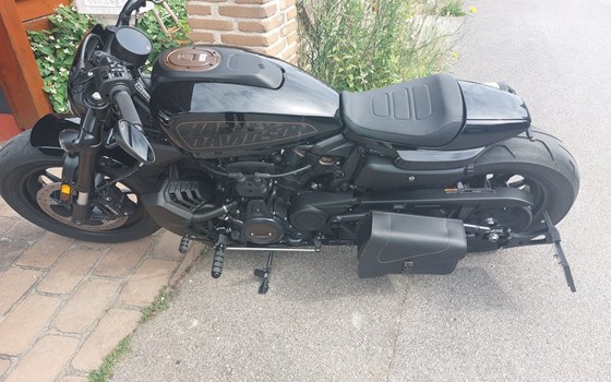 Gebrauchtmotorrad Harley-Davidson Sportster S RH1250S - Bild 5 Gebrauchtmotorrad Harley-Davidson Sportster S RH1250S - Bild 5