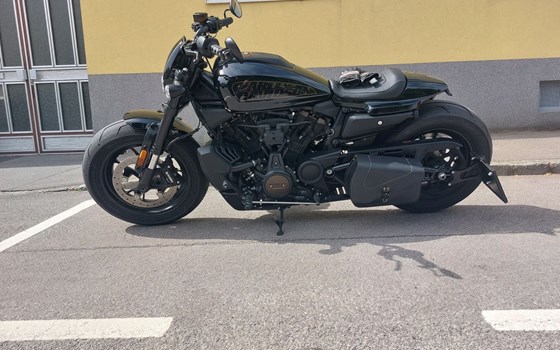 Gebrauchtmotorrad Harley-Davidson Sportster S RH1250S - Bild 7 Gebrauchtmotorrad Harley-Davidson Sportster S RH1250S - Bild 7