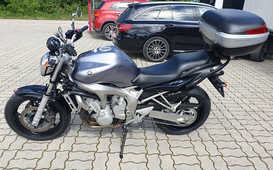 Gebrauchtmotorrad Yamaha FZ6 Fazer - Bild 1 Gebrauchtmotorrad Yamaha FZ6 Fazer - Bild 1