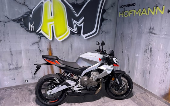 Neufahrzeug Aprilia Tuono 457 - Bild 8